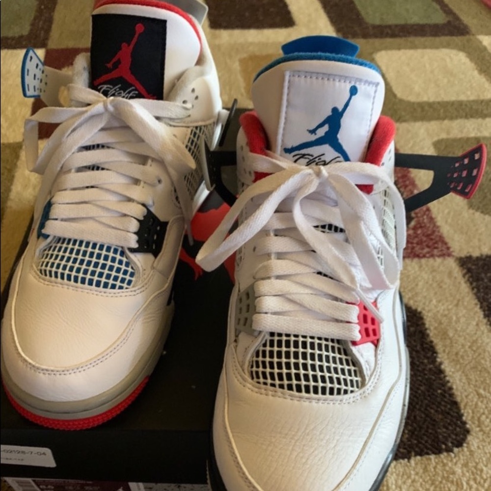 Retro Jordan 4’s